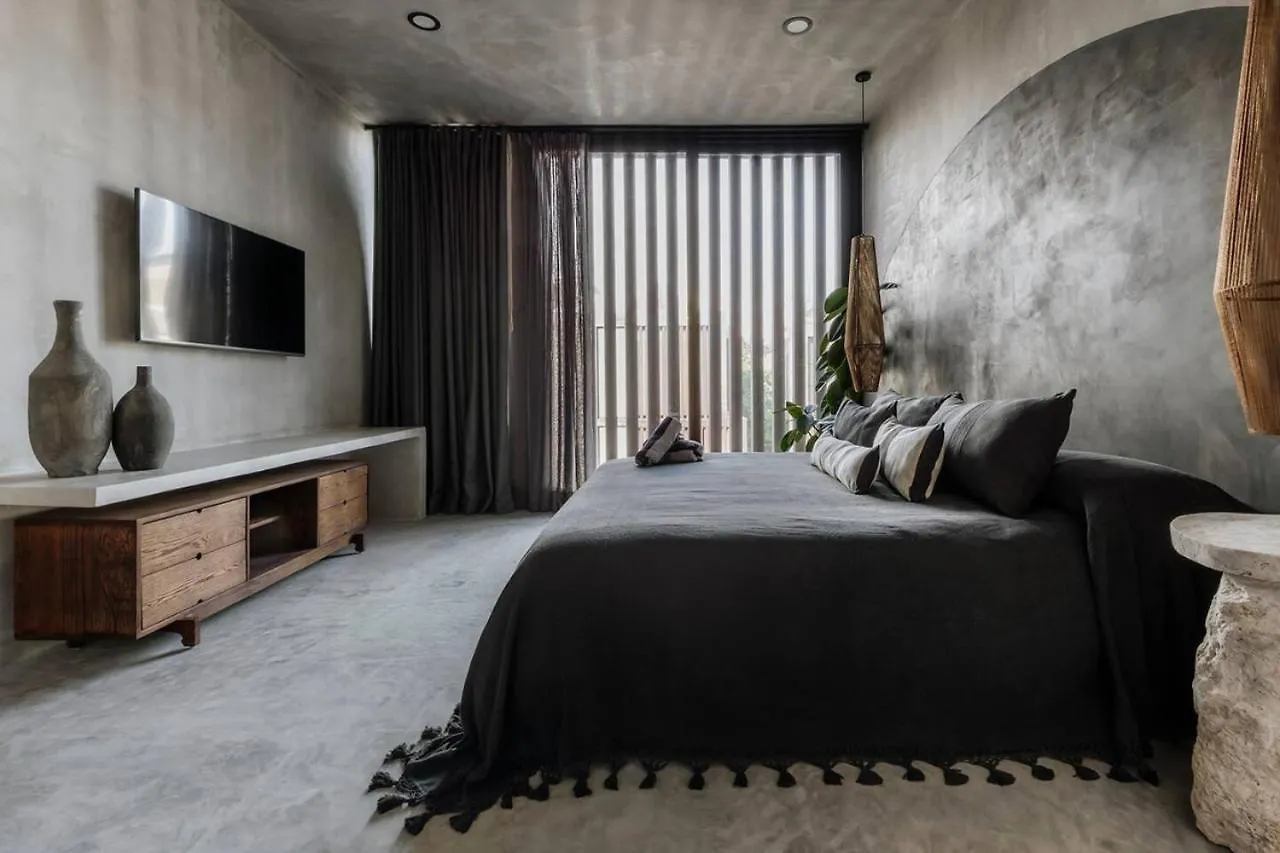 Mar Y Miel Noir Modern Apartment Tulum 0*,  Mexico
